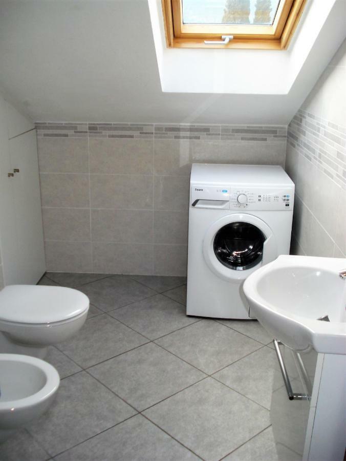 Boschetto Apartment ริวาเดลการ์ดา ภายนอก รูปภาพ